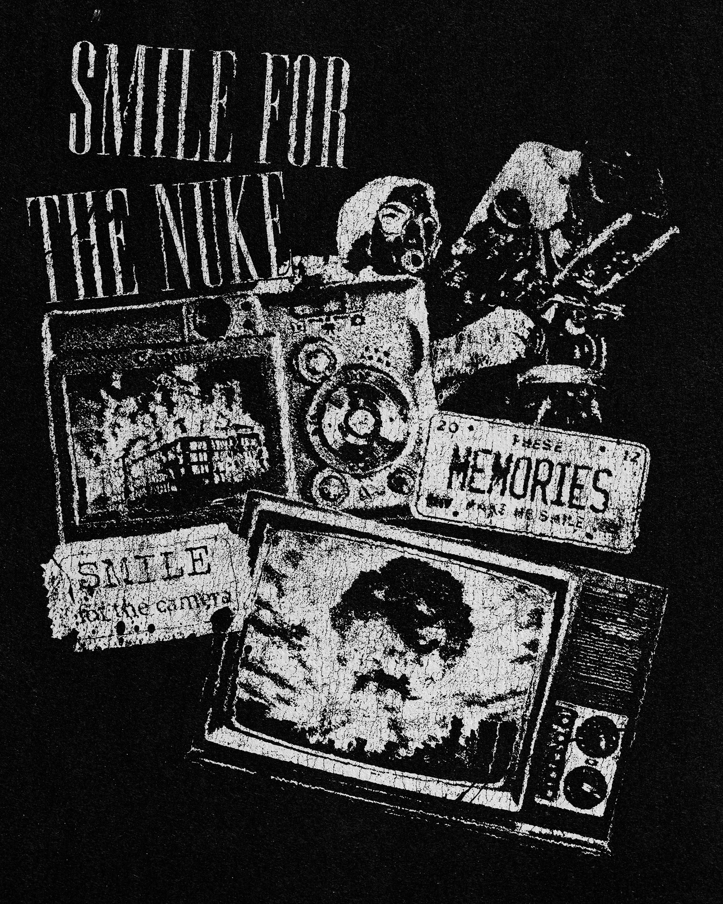 SMILE FOR THE NUKE BLACK